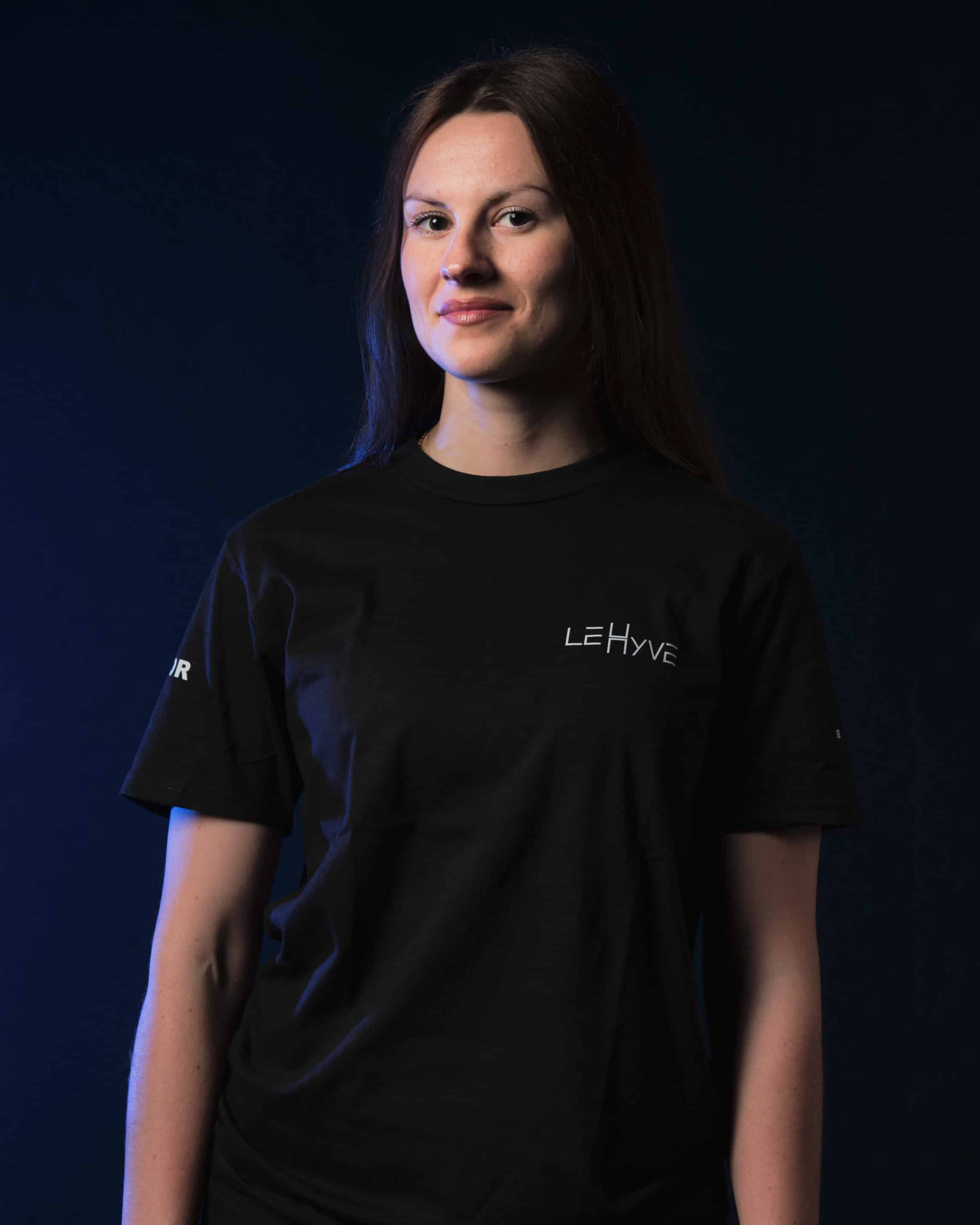 LE HYVE COACH PORTRAIT0581 scaled